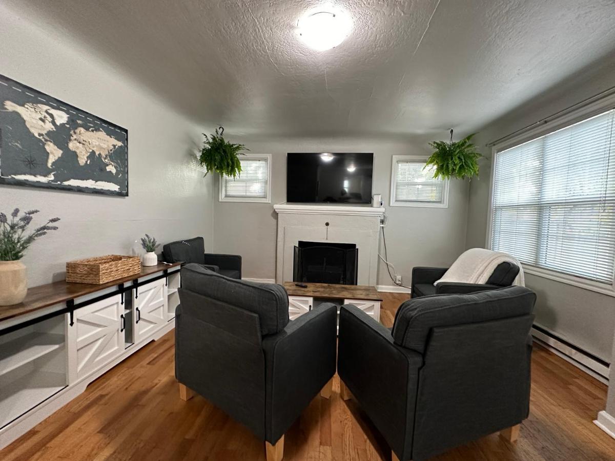 Charming 1930S Style Rustic Home 유진 외부 사진